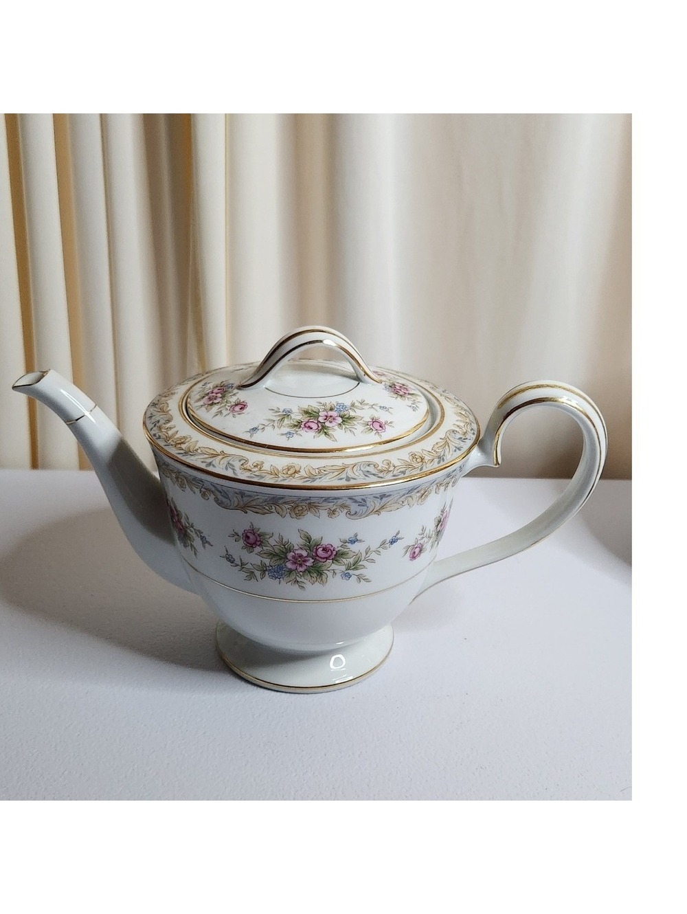 Noritake Somerset Teapot